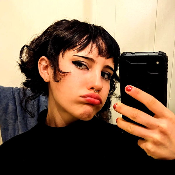 zz.eazoning instagram image archive image