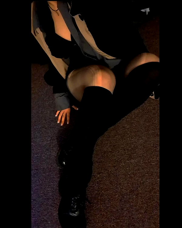 zz.eazoning instagram image archive image