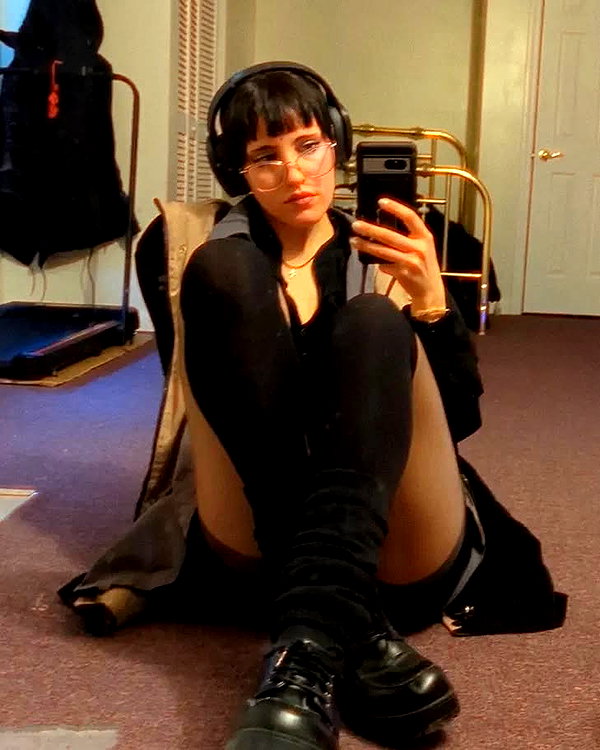zz.eazoning instagram image archive image