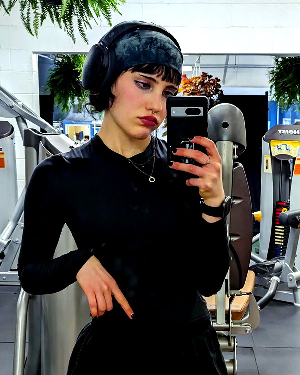 zz.eazoning instagram image archive image