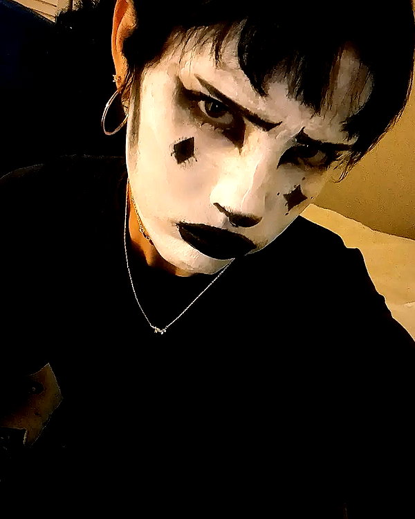 zz.eazoning instagram image archive image