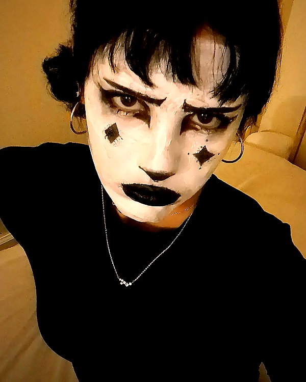 zz.eazoning instagram image archive image