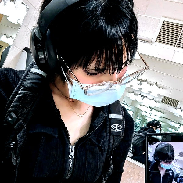 zz.eazoning instagram image archive image