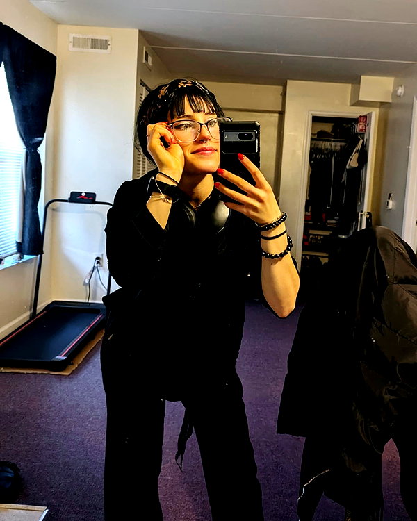 zz.eazoning instagram image archive image