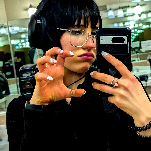 zz.eazoning instagram image archive image