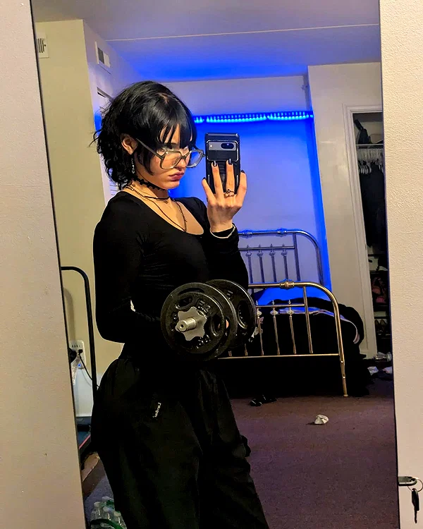 zz.eazoning instagram image archive image