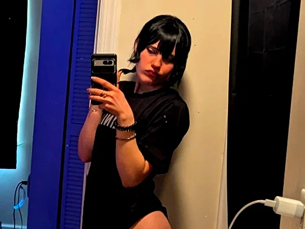 zz.eazoning instagram image archive image