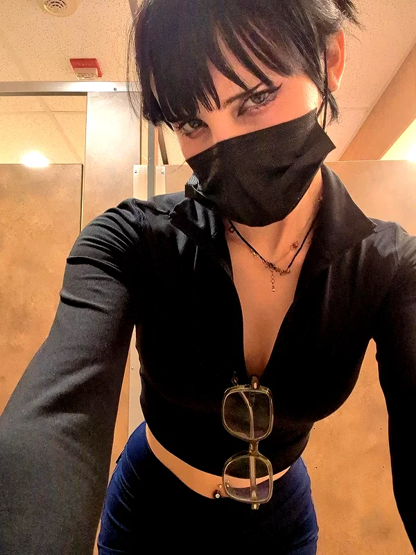 zz.eazoning instagram image archive image