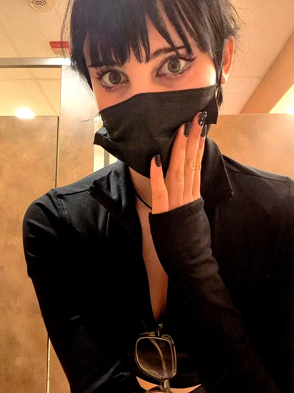 zz.eazoning instagram image archive image