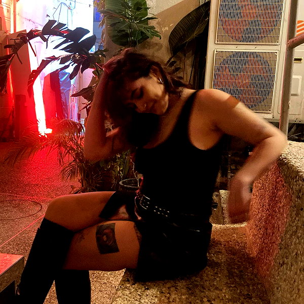 __noamche__ instagram image archive image