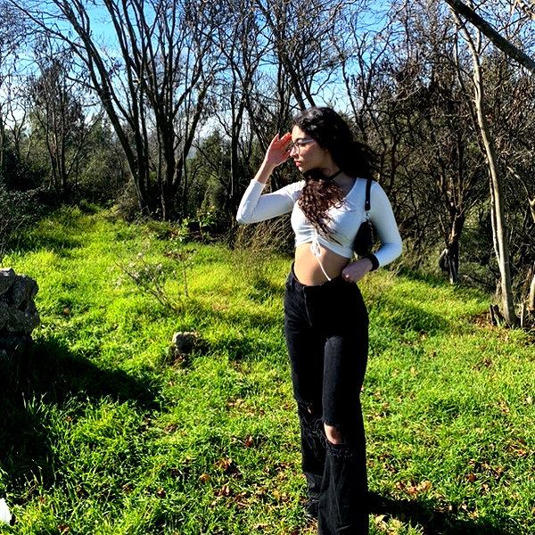 __yaheli_ instagram image archive image
