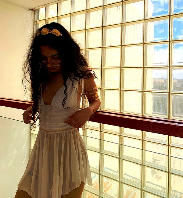 __yaheli_ instagram image archive image