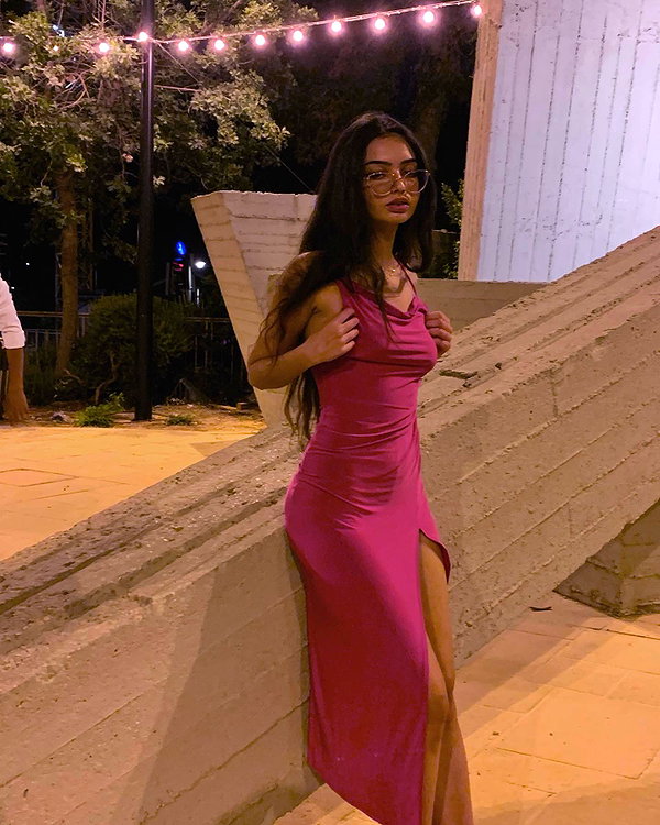 __yaheli_ instagram image archive image