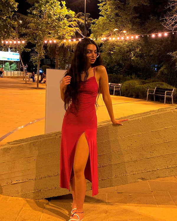 __yaheli_ instagram image archive image