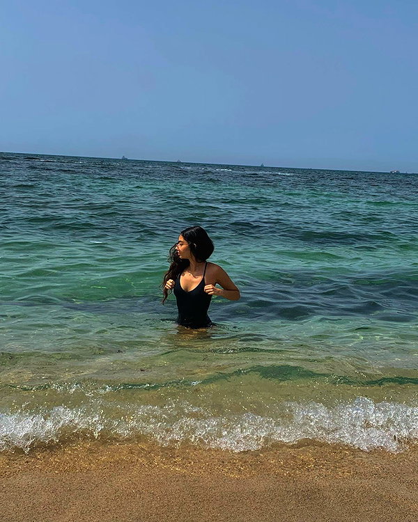 __yaheli_ instagram image archive image