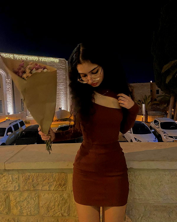 __yaheli_ instagram image archive image