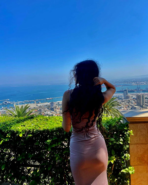 __yaheli_ instagram image archive image