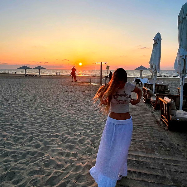 _ariel_lll instagram image archive image