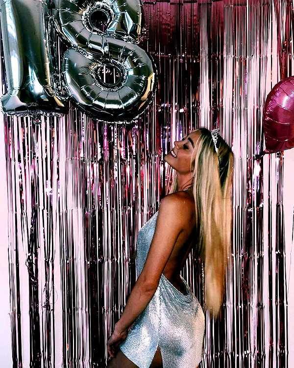 _ashleeevangelinos_ instagram image archive image