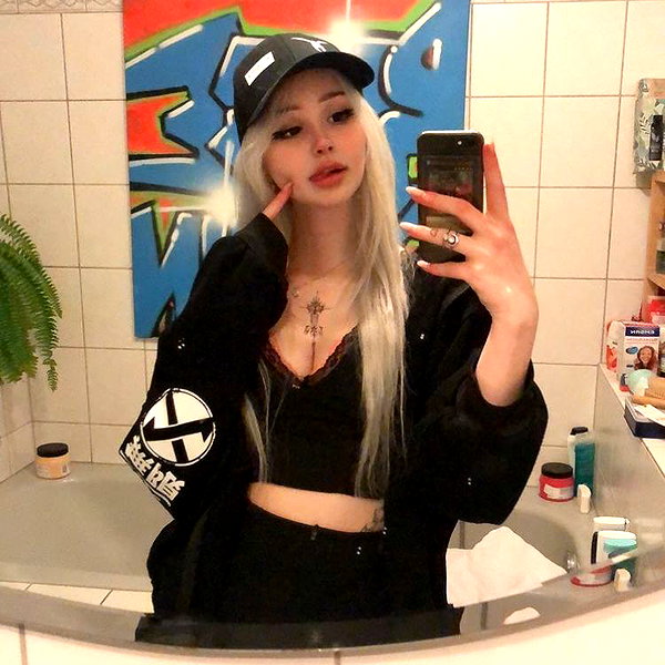 _kybelle instagram image archive image
