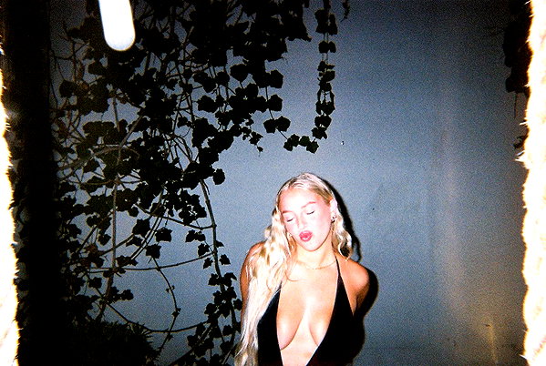 _lucycartwright instagram image archive image