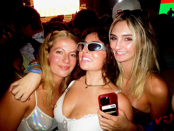 _michaelanee instagram image archive image