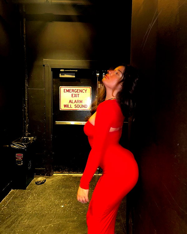 _michaelanee instagram image archive image