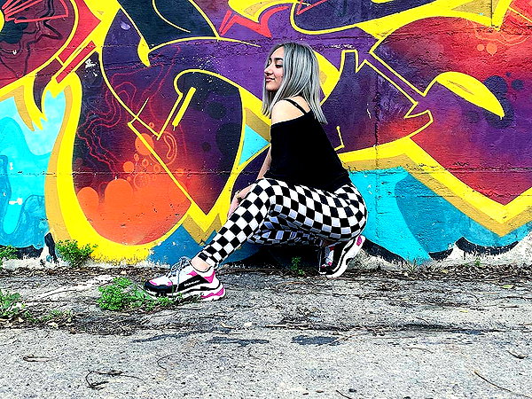 _michellemav_ instagram image archive image