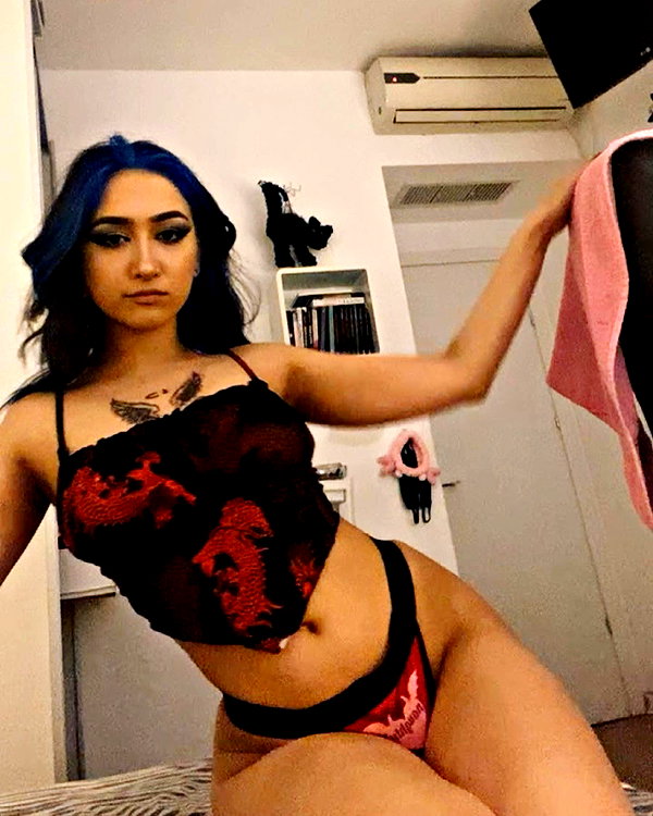 _michellemav_ instagram image archive image