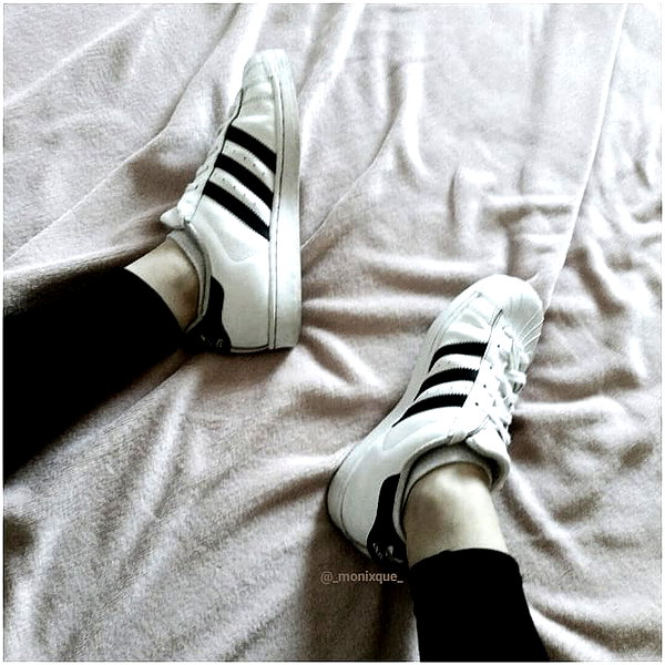 _monixque_ instagram image archive image