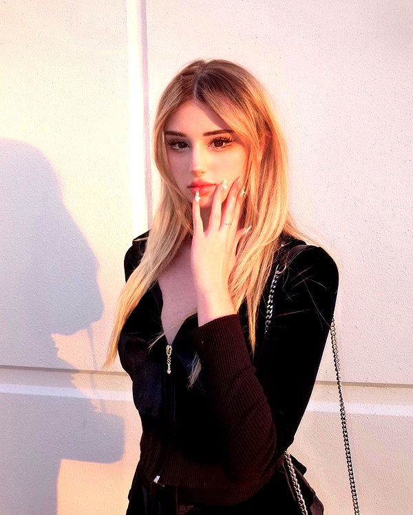 _scarlettfraser instagram image archive image