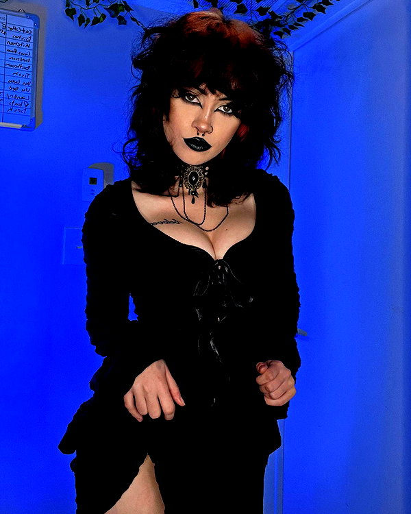 _undeadem_ instagram image archive image