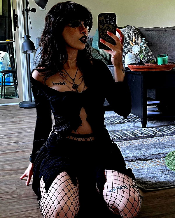 _undeadem_ instagram image archive image
