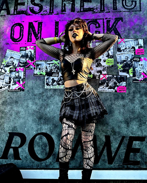 _undeadem_ instagram image archive image