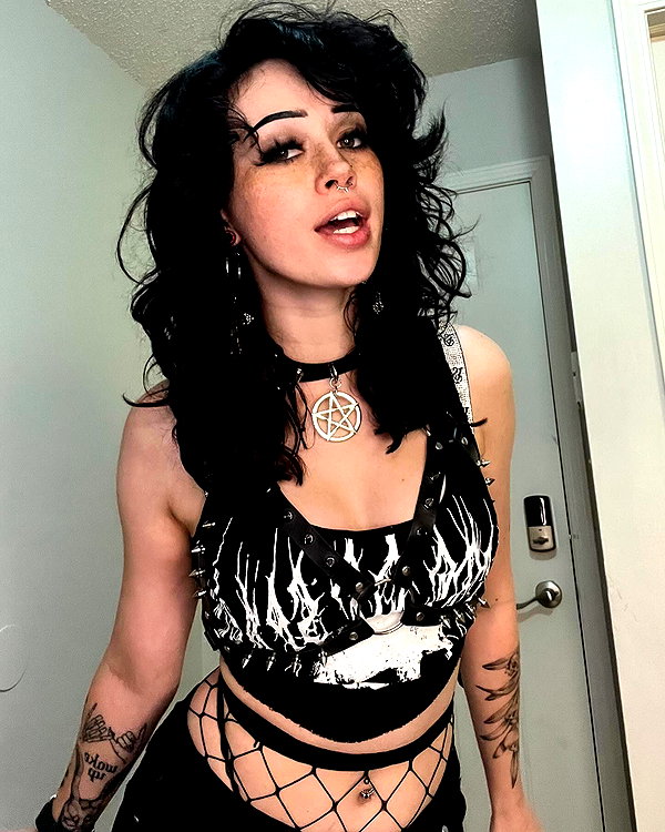_undeadem_ instagram image archive image