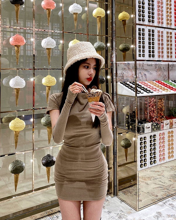 _xixiyx_ instagram image archive image