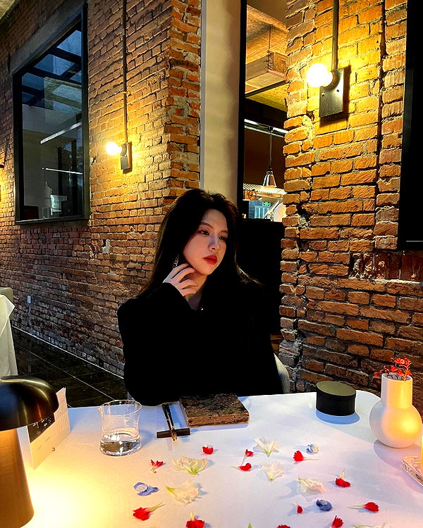 _xixiyx_ instagram image archive image