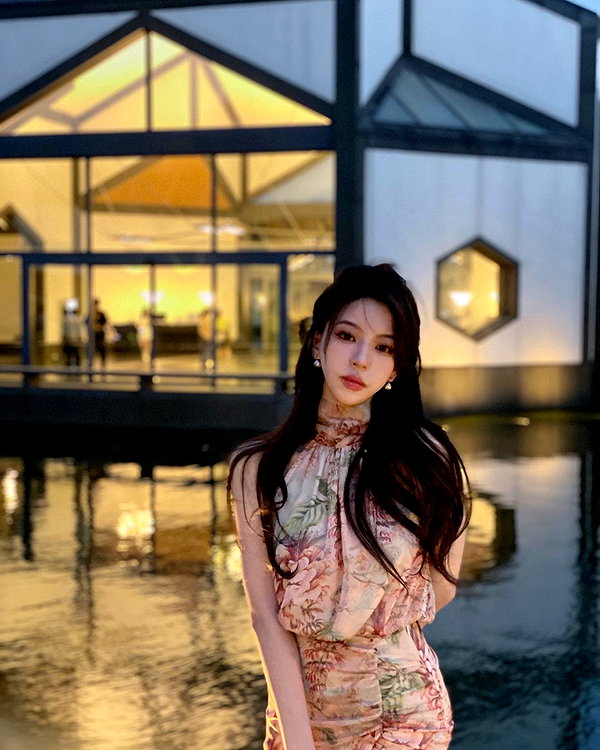 _xixiyx_ instagram image archive image
