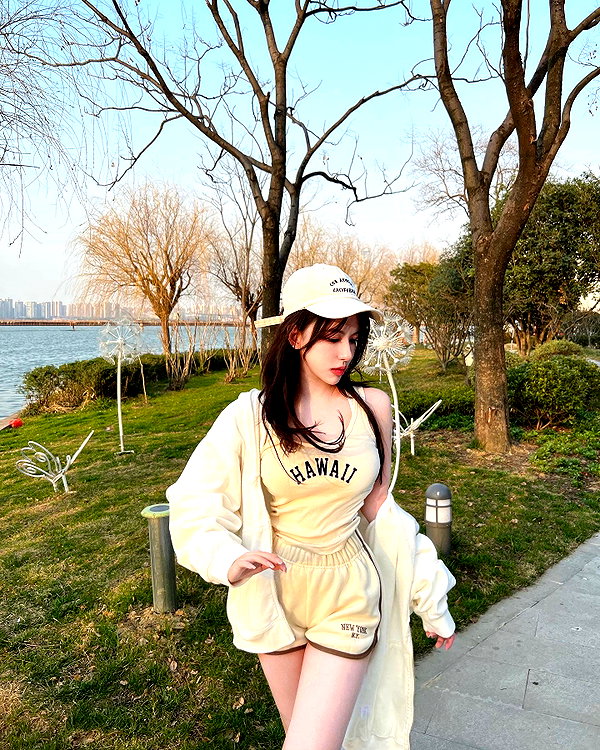_xixiyx_ instagram image archive image