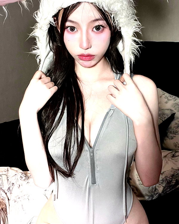 _xixiyx_ instagram image archive image