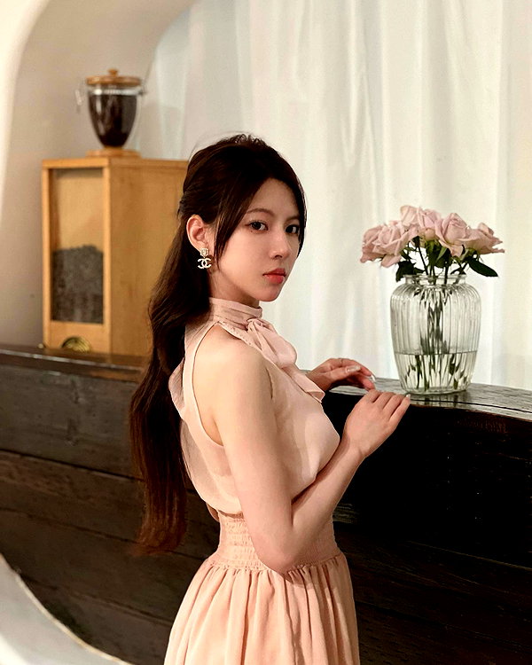 _xixiyx_ instagram image archive image