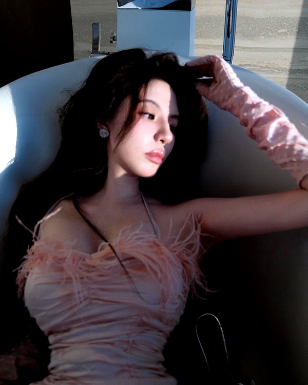 _xixiyx_ instagram image archive image