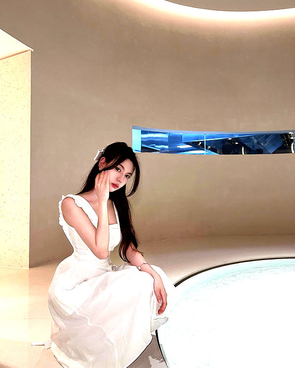 _xixiyx_ instagram image archive image