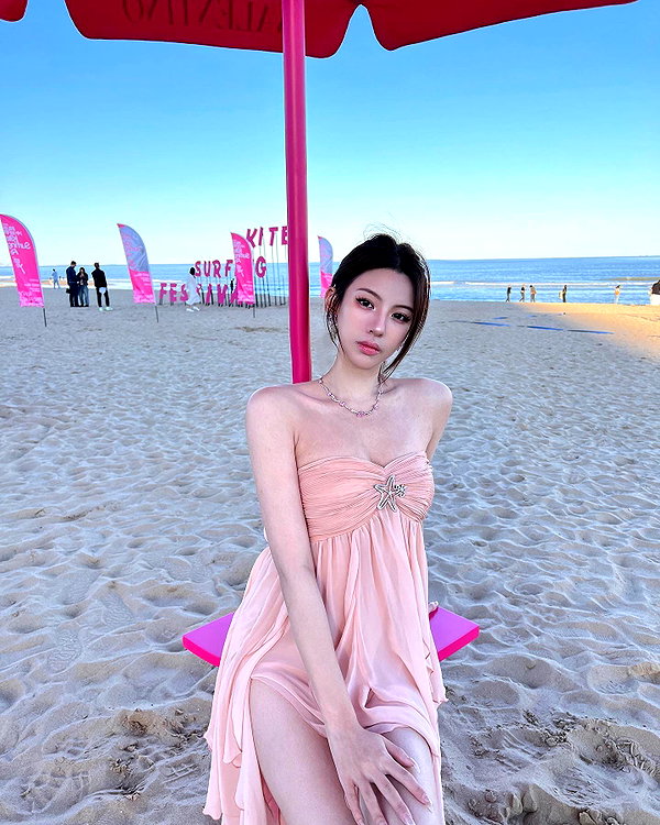 _xixiyx_ instagram image archive image