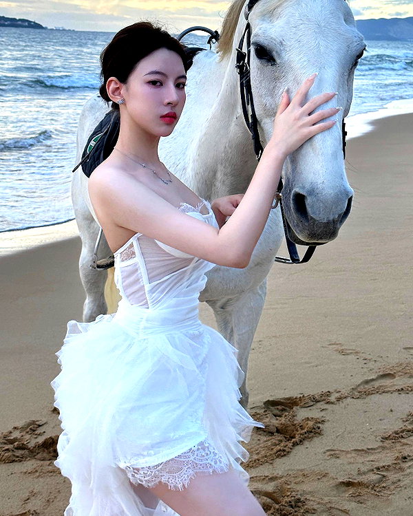 _xixiyx_ instagram image archive image