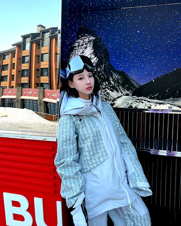 _xixiyx_ instagram image archive image