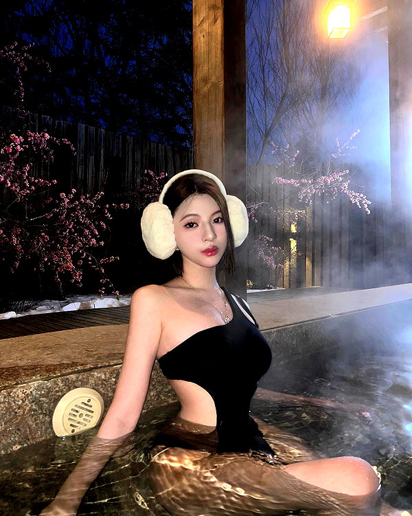 _xixiyx_ instagram image archive image
