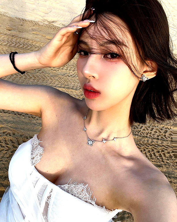 _xixiyx_ instagram image archive image