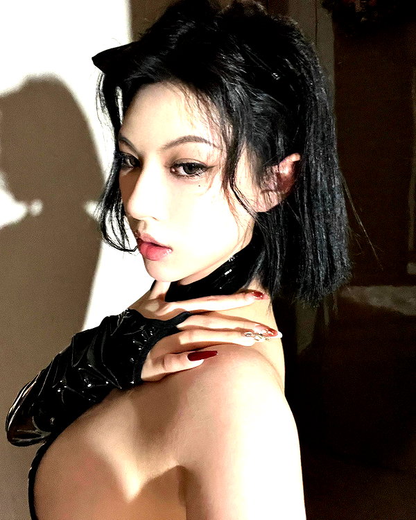 _xixiyx_ instagram image archive image