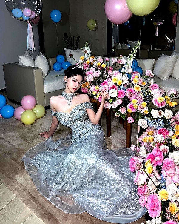 _xixiyx_ instagram image archive image